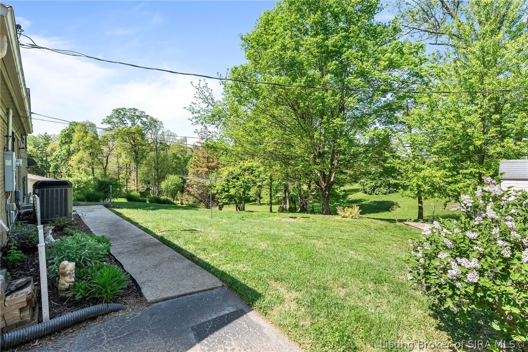 4013 Scenic Valley Road Floyds Knobs, IN 47119 - Photo 42 of 53