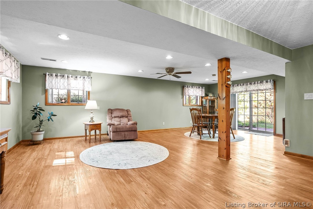 4013 Scenic Valley Road Floyds Knobs, IN 47119 - Photo 6 of 53