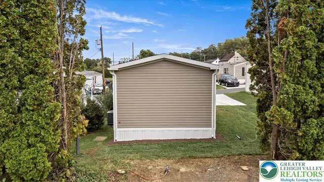 $119,900 | 11 Woodland Lane, Mertztown, PA 19539