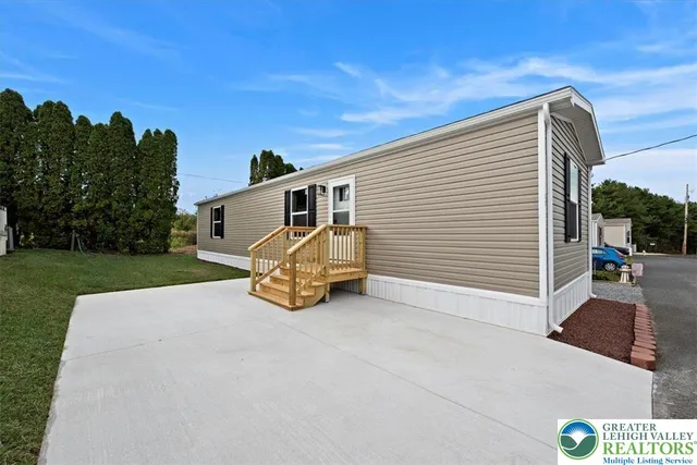 $119,900 | 11 Woodland Lane, Mertztown, PA 19539