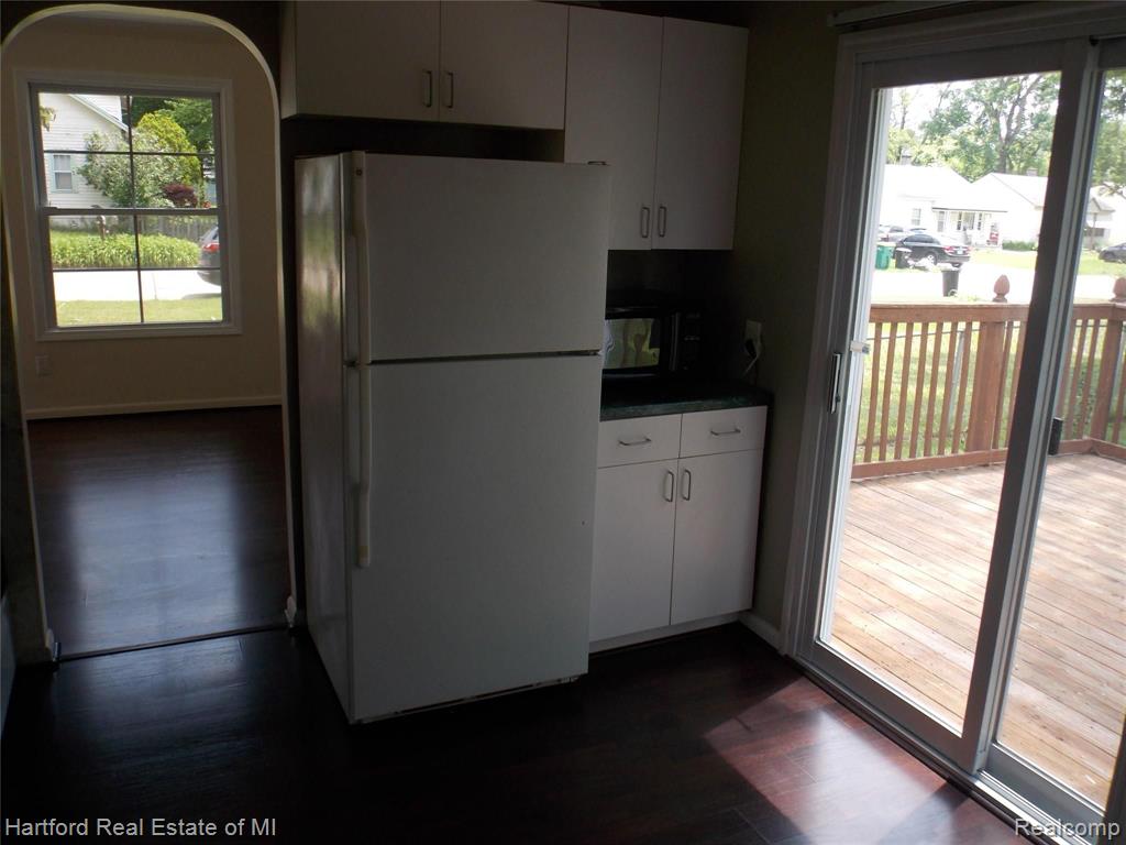 21235 Rensselaer Street Farmington Hills, MI 48336 - Photo 15 of 17