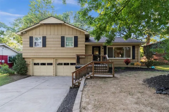 $209,000 | 7906 Appleton Avenue, Raytown, MO 64138