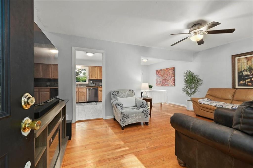 7906 Appleton Avenue Raytown, MO 64138 - Photo 5 of 27