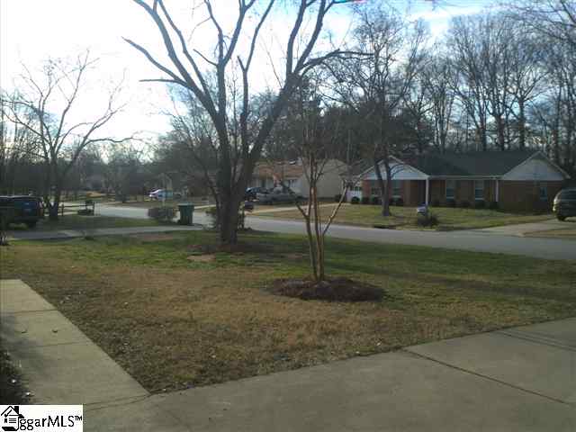 17 Clearfield Road Greenville, SC 29607 - Photo 13 of 15