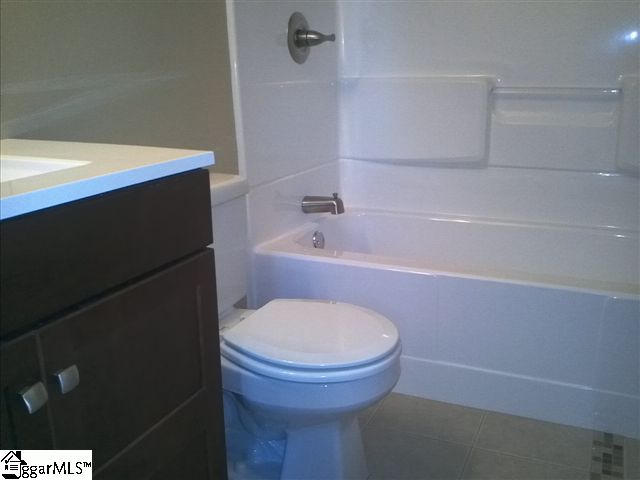 17 Clearfield Road Greenville, SC 29607 - Photo 8 of 15