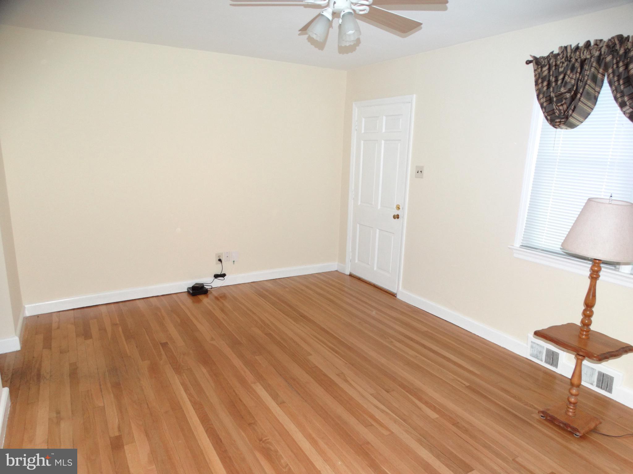40 Kuser Road Hamilton, NJ 08619 - Photo 12 of 23