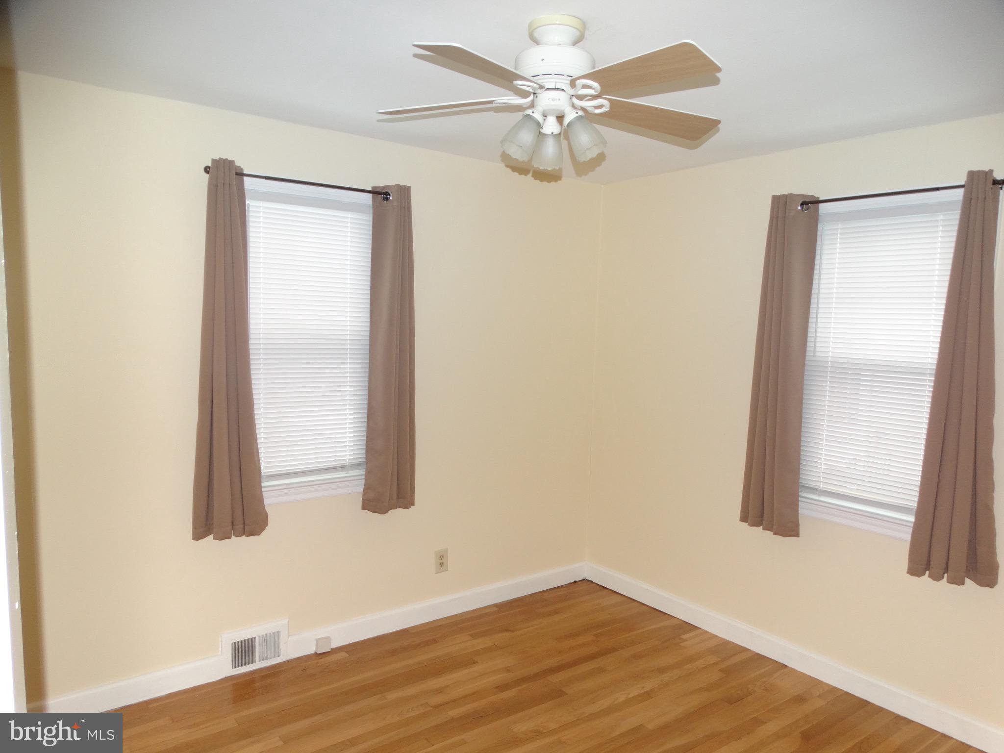 40 Kuser Road Hamilton, NJ 08619 - Photo 13 of 23