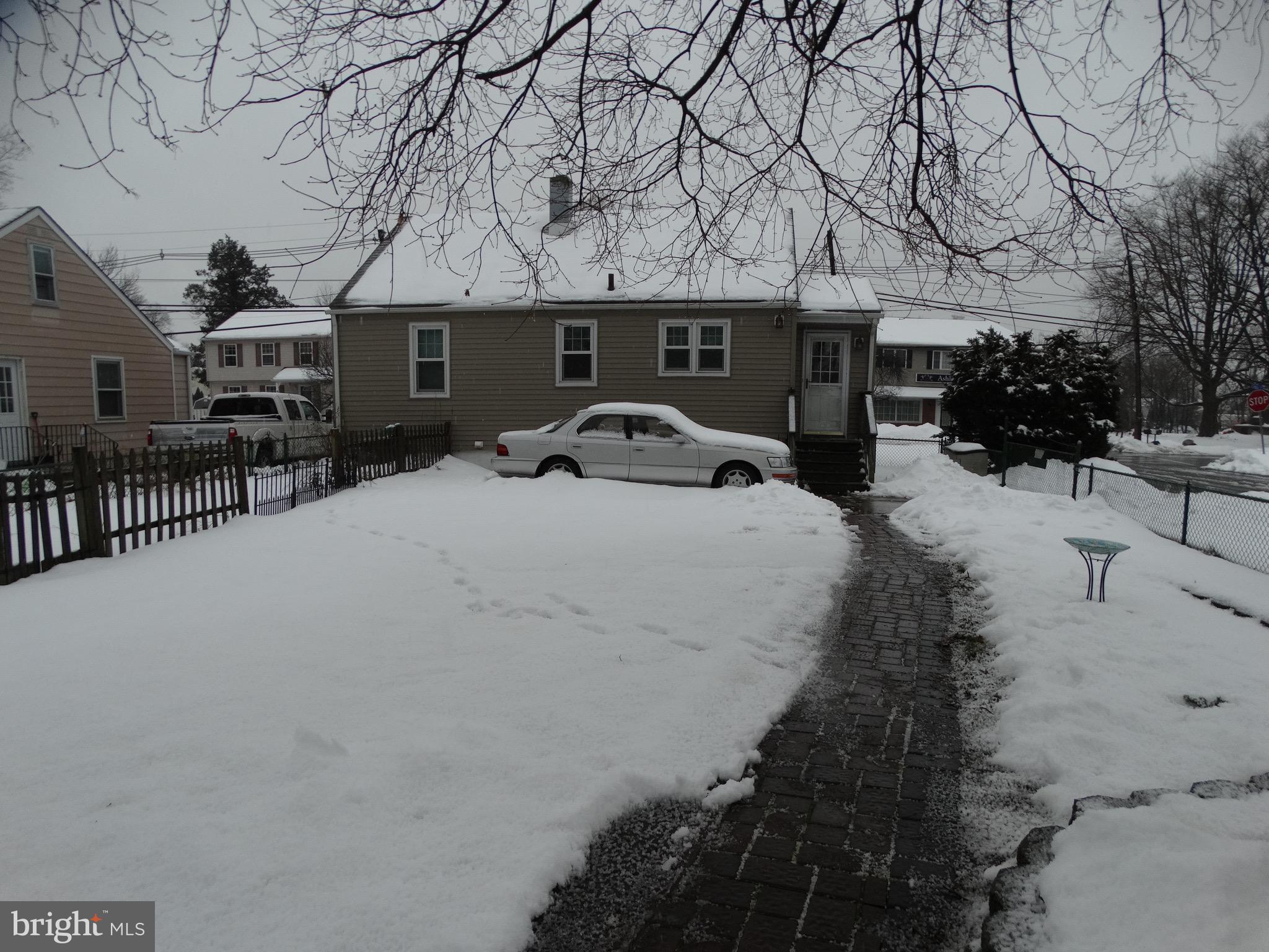 40 Kuser Road Hamilton, NJ 08619 - Photo 4 of 23