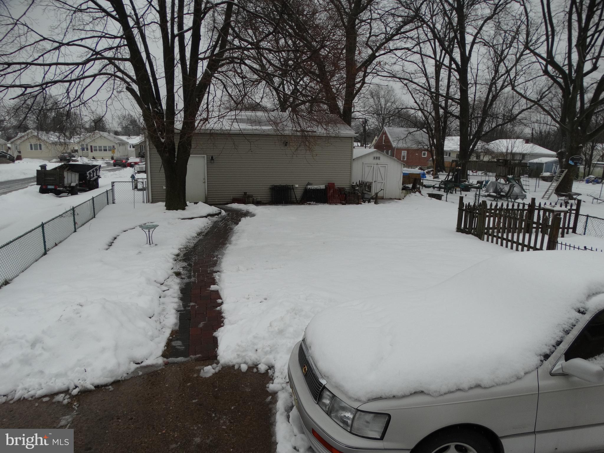40 Kuser Road Hamilton, NJ 08619 - Photo 5 of 23