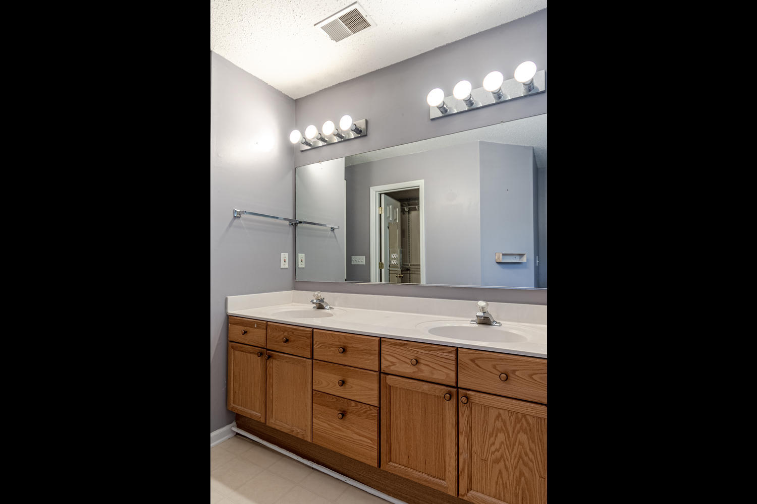 600 Carters Grove Road Charleston, SC 29414 - Photo 23 of 46 600 Carters Grove Charleson SC-015-007-C