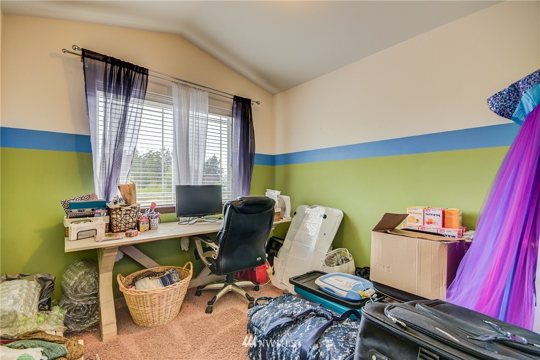 2525 Southwest Navigator Loop Oak Harbor, WA 98277 - Photo 22 of 25 Gallery Image 22