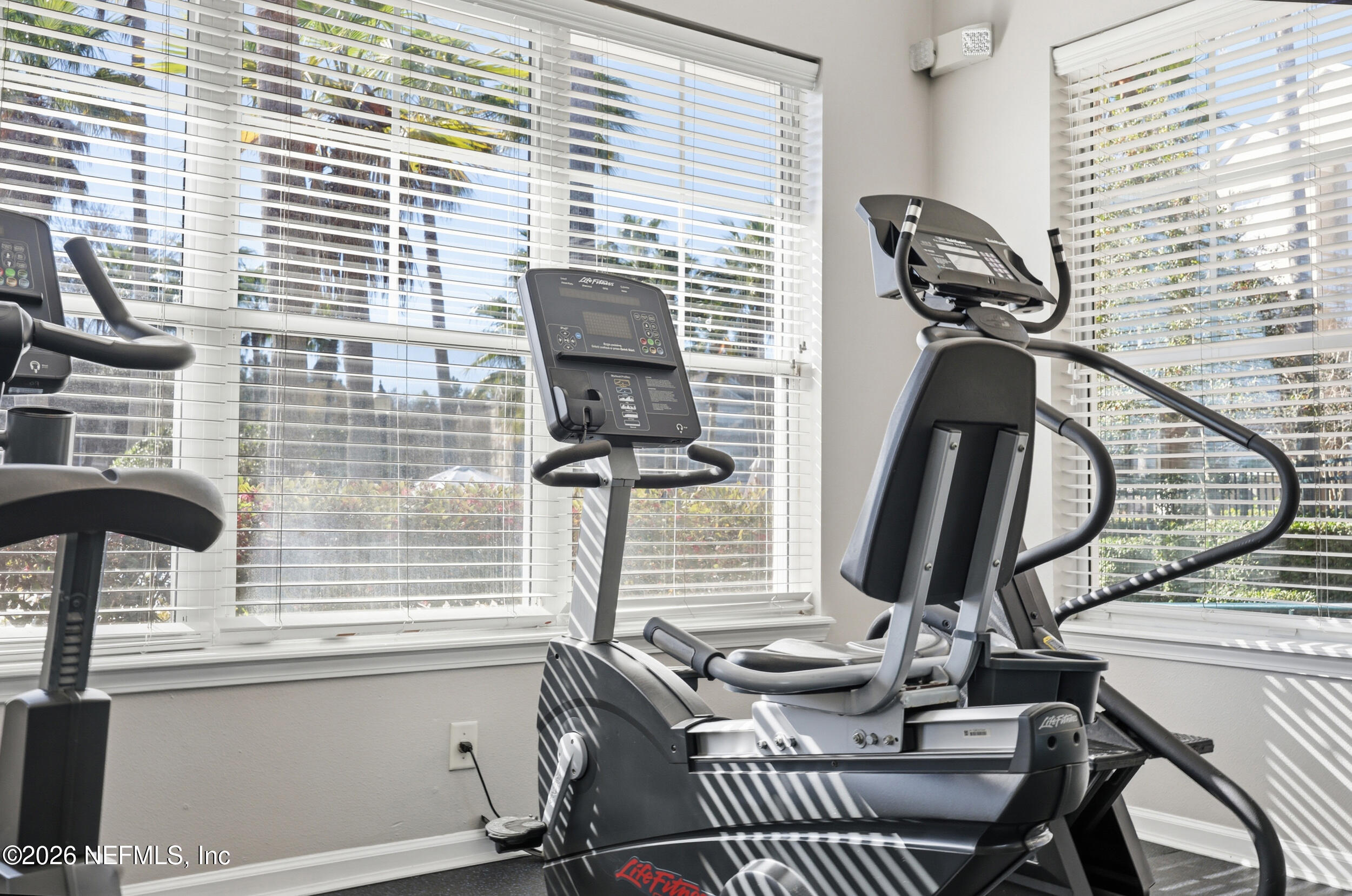 7990 Baymeadows Road East, Unit 2007 Jacksonville, FL 32256 - Photo 34 of 36 the real estateographers_033