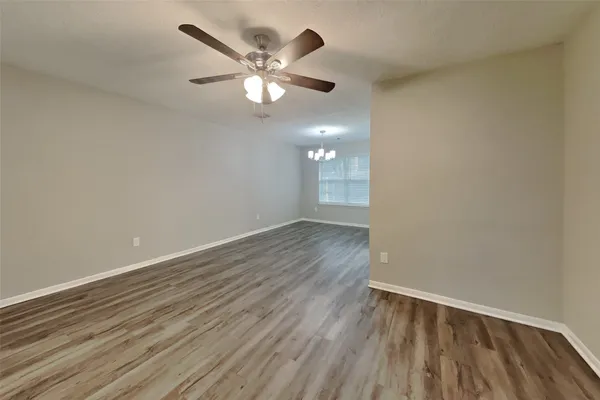 $2,290 | 9322 Bayou Bluff Drive, Spring, TX 77379