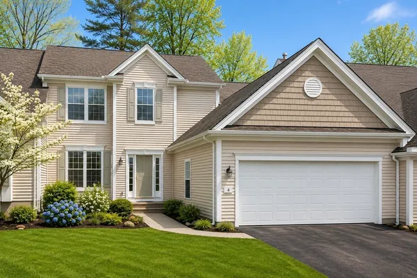 $729,000 | 4 Schooner Way, Unit 4, Marshfield, MA 02050