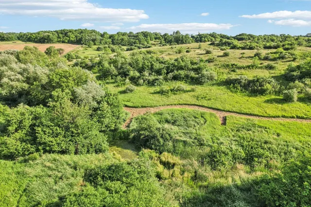 $475,000 | 35-ac Hustad Valley, Belleville, WI 53574