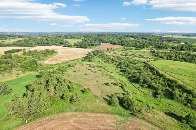 $475,000 | 35-ac Hustad Valley, Belleville, WI 53574