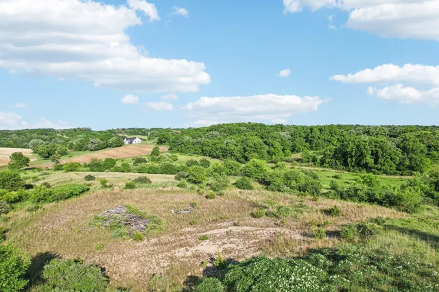 $475,000 | 35-ac Hustad Valley, Belleville, WI 53574
