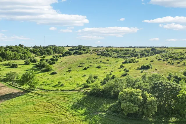 $475,000 | 35-ac Hustad Valley, Belleville, WI 53574