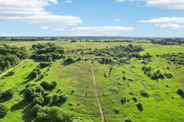 $475,000 | 35-ac Hustad Valley, Belleville, WI 53574