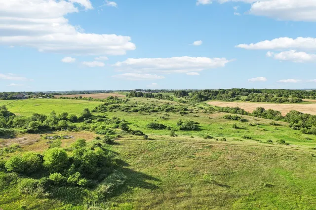 $475,000 | 35-ac Hustad Valley, Belleville, WI 53574