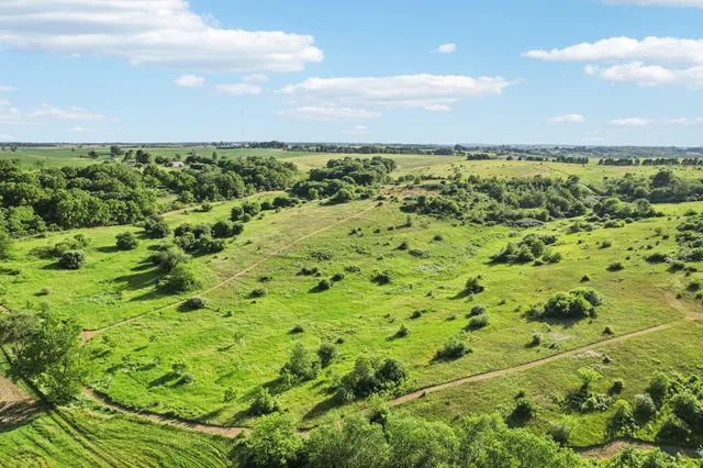 $475,000 | 35-ac Hustad Valley, Belleville, WI 53574