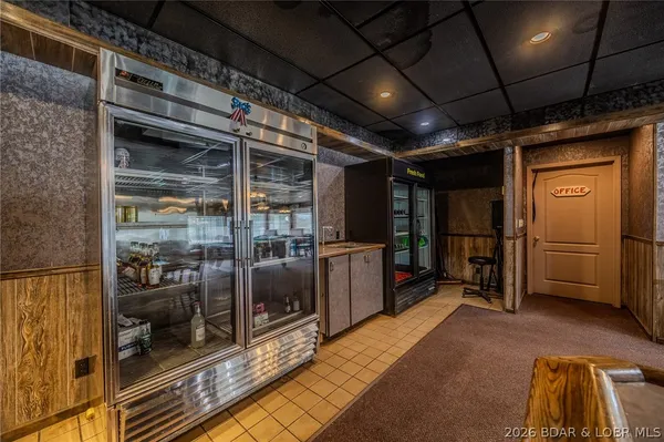 $299,000 | 33023 Highway 7, Edwards, MO 65326