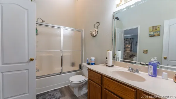 $299,000 | 33023 Highway 7, Edwards, MO 65326