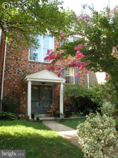 2288 Gunsmith Square Reston, VA 20191 - Photo 19 of 19 Exterior (Front)