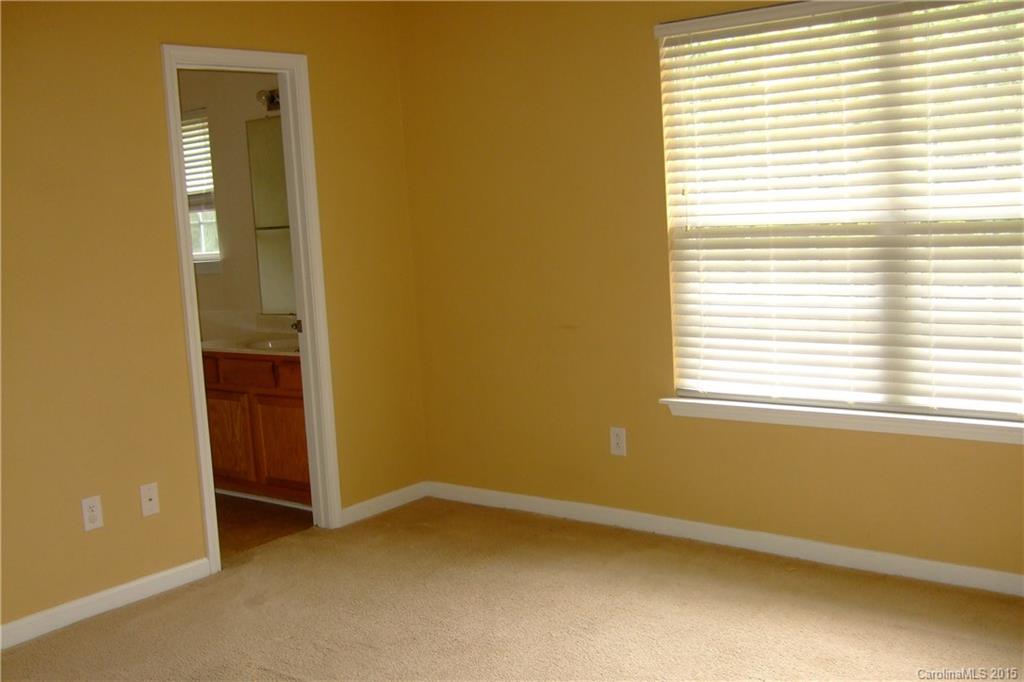 11310 Stone Trail Road Charlotte, NC 28213 - Photo 12 of 17 Gallery Image 12