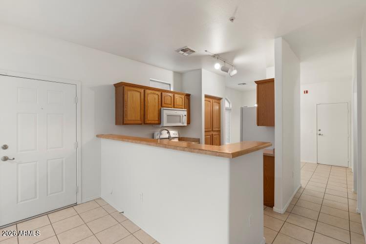 17365 North Cave Creek Road, Unit 124 Phoenix, AZ 85032 - Photo 11 of 33 TC6