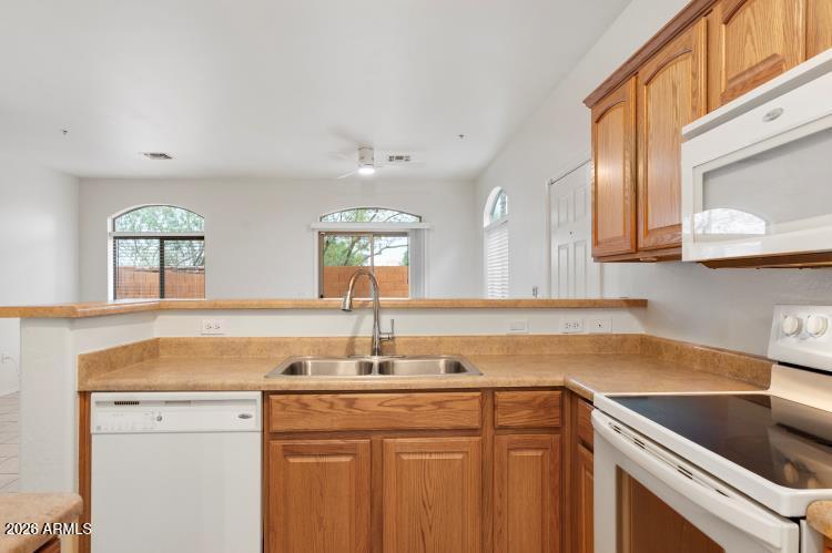 17365 North Cave Creek Road, Unit 124 Phoenix, AZ 85032 - Photo 13 of 33 TC8