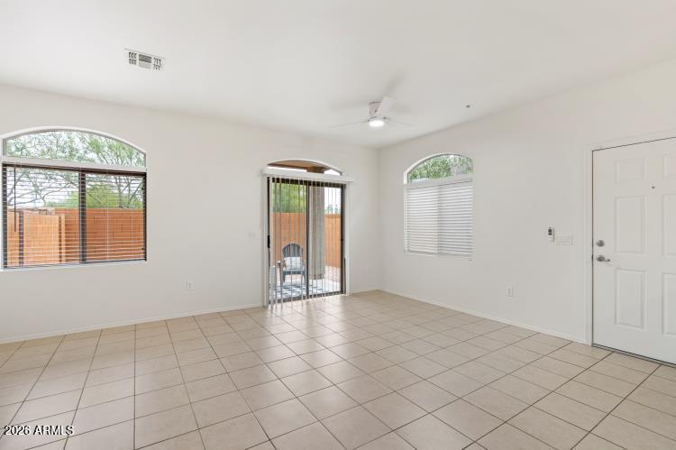 17365 North Cave Creek Road, Unit 124 Phoenix, AZ 85032 - Photo 9 of 33 TC 4