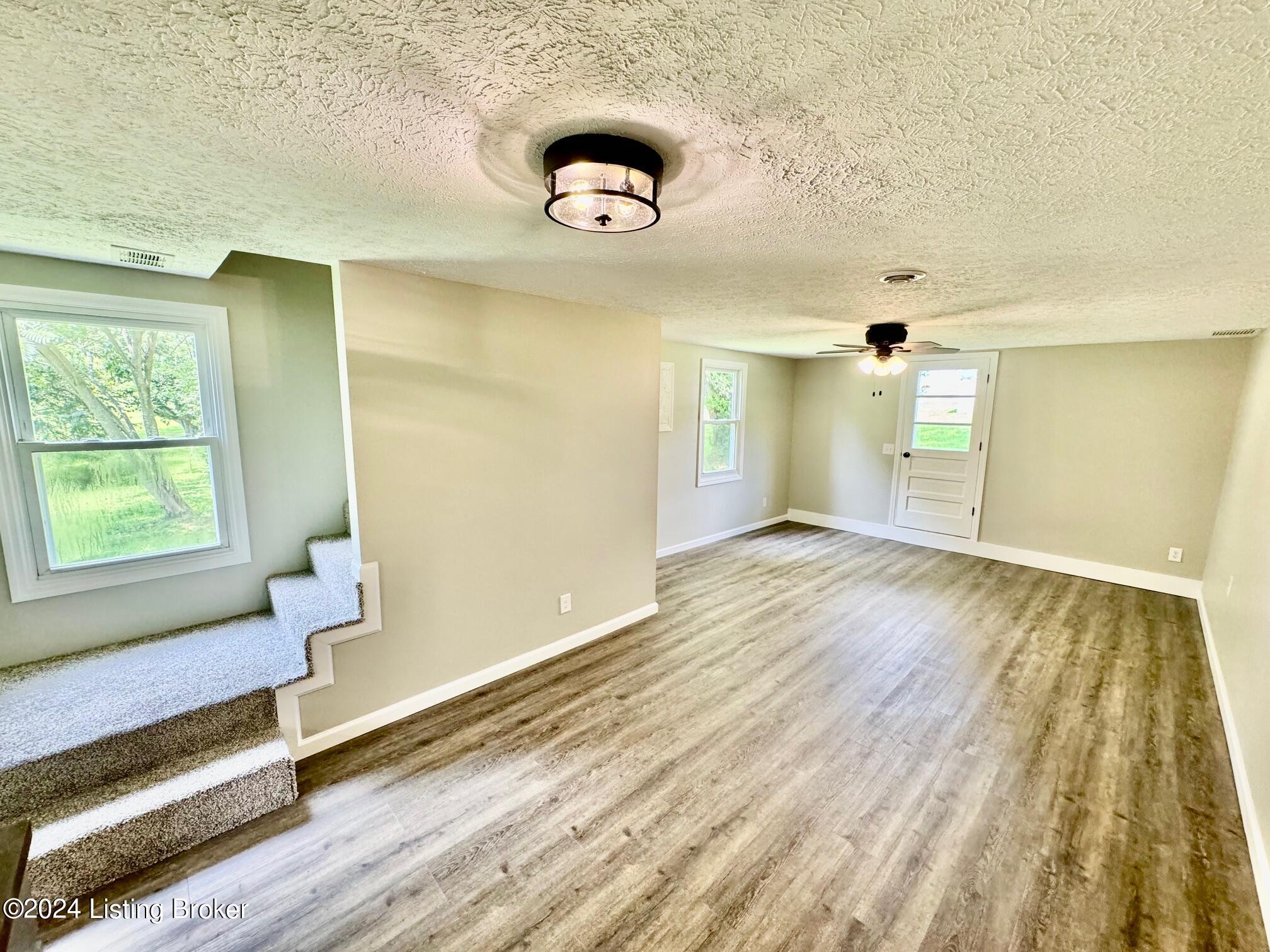 104 Rizer Avenue Springfield, KY 40069 - Photo 23 of 30 IMG_9679