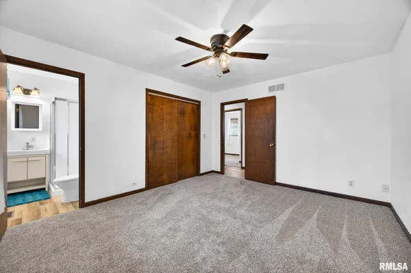 $249,900 | 1206 Timber Lane, Pekin, IL 61554