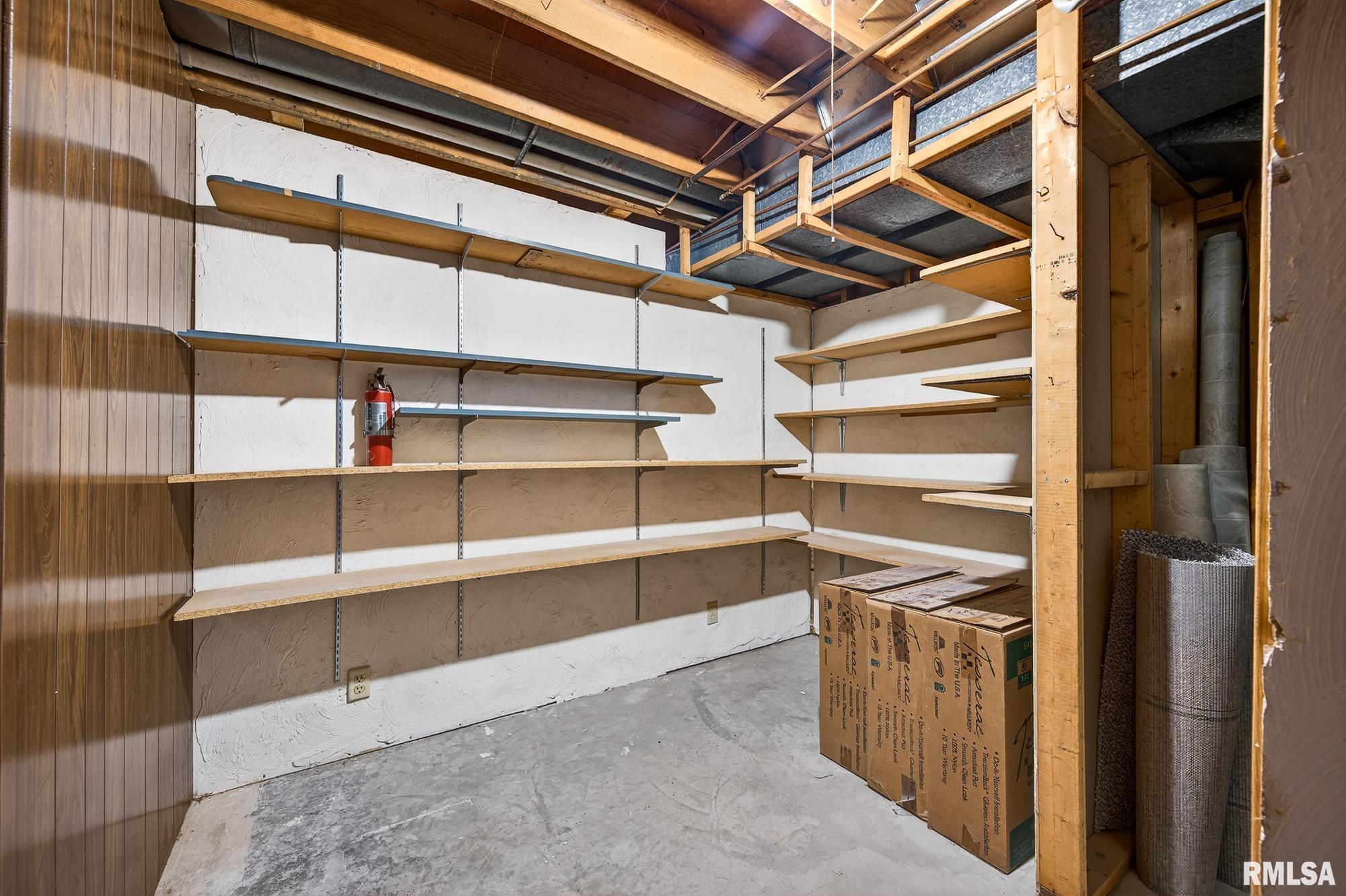 1206 Timber Lane Pekin, IL 61554 - Photo 21 of 26