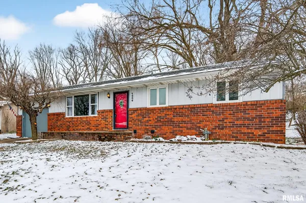 $249,900 | 1206 Timber Lane, Pekin, IL 61554
