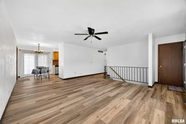 $249,900 | 1206 Timber Lane, Pekin, IL 61554