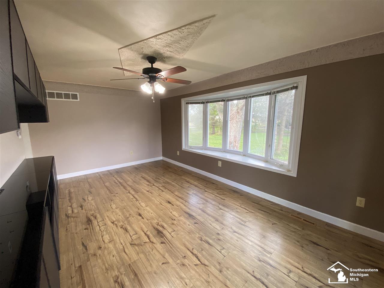 13714 Minx Road Ida, MI 48140 - Photo 3 of 41 Gallery Image 3