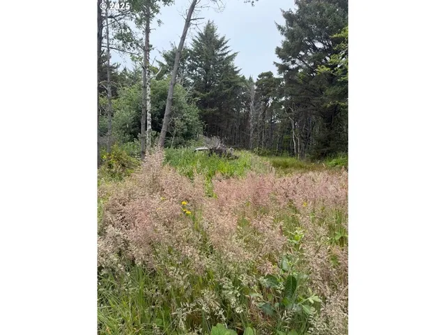 $75,000 | Sunset, Unit 2, Yachats, OR 97498