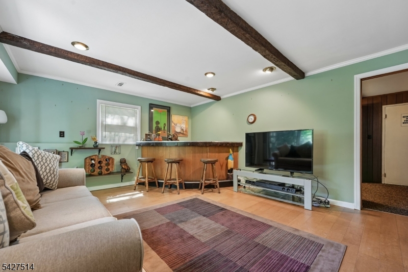 66 Warwick Circle Springfield, NJ 07081 - Photo 18 of 35