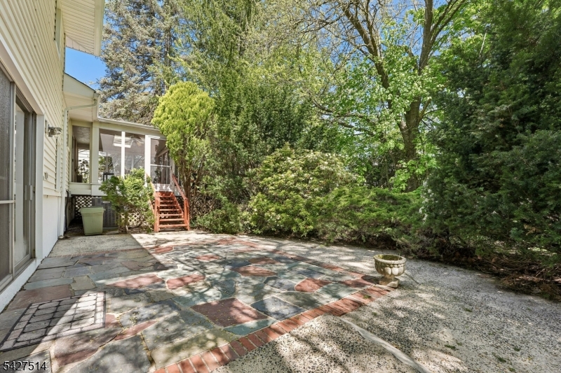 66 Warwick Circle Springfield, NJ 07081 - Photo 35 of 35