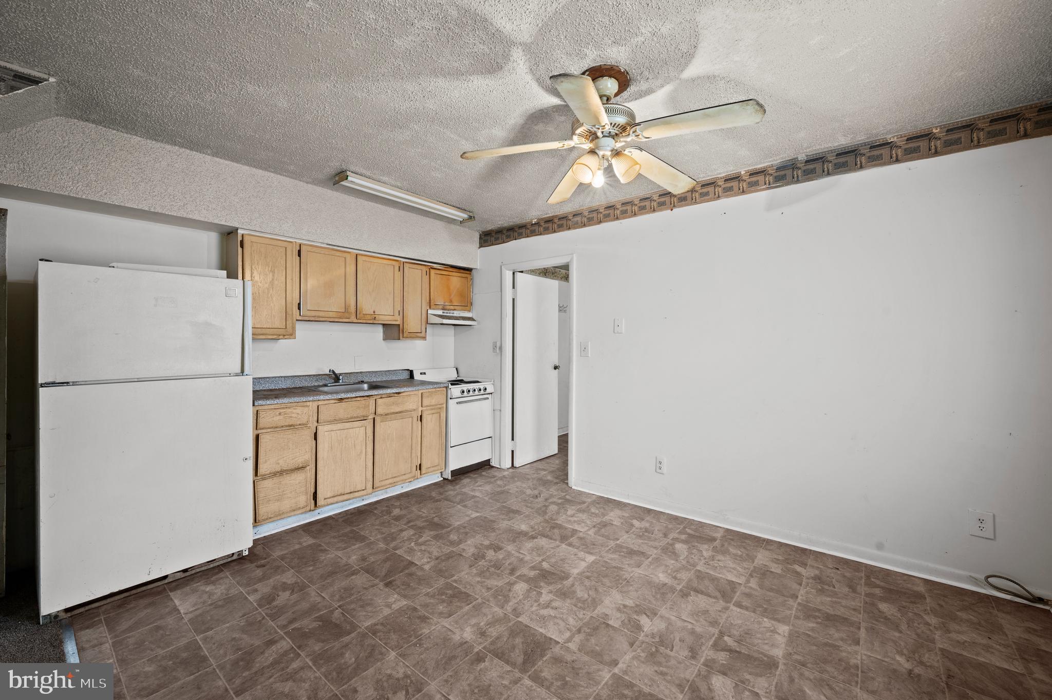 5819 Theodore Street Philadelphia, PA 19143 - Photo 14 of 37 Kitchen (Unit 2)