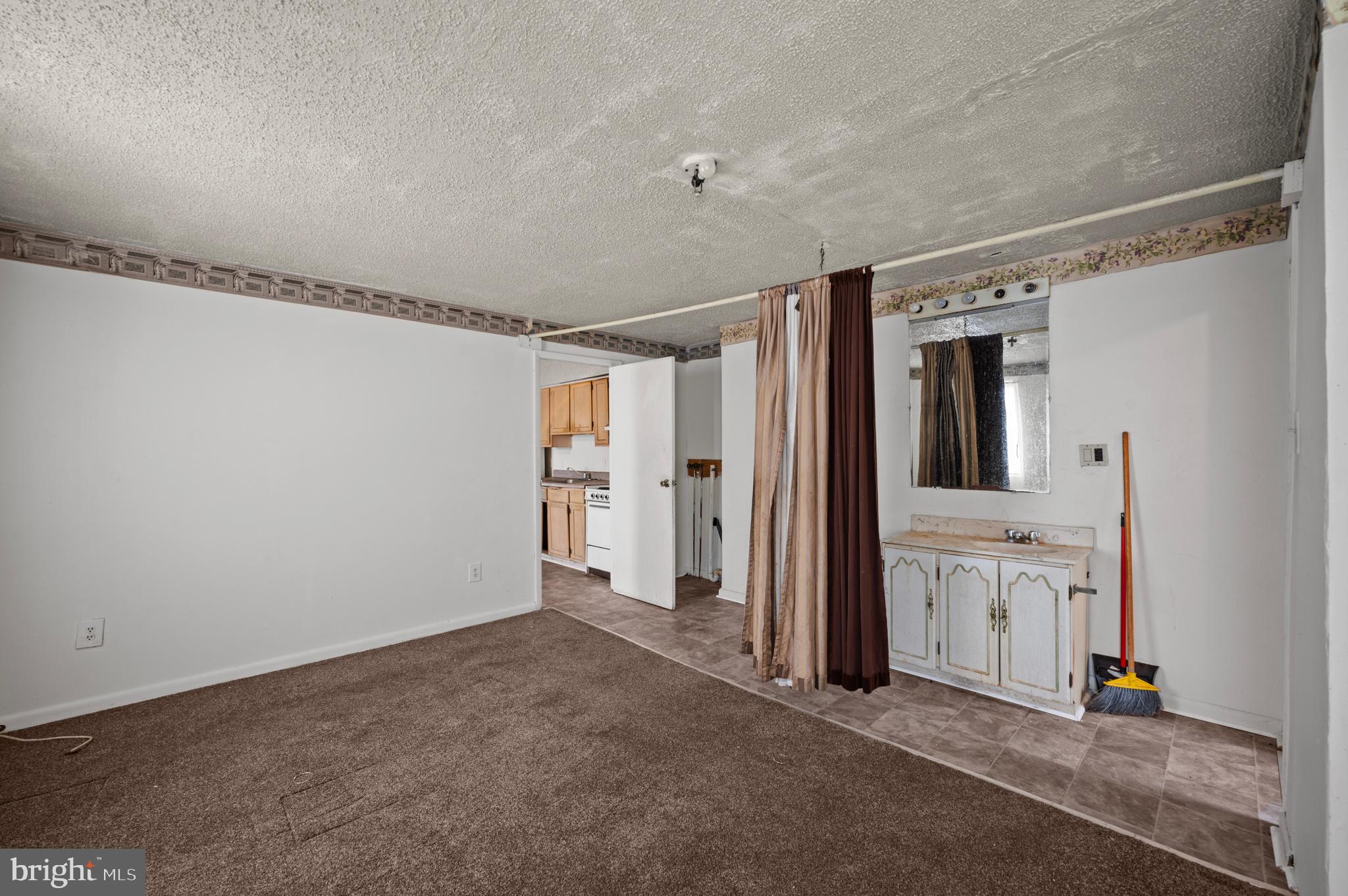 5819 Theodore Street Philadelphia, PA 19143 - Photo 19 of 37 Bedroom with Bathroom (Unit 2)