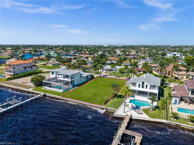 $1,599,999 | 1020 Dolphin Drive, Cape Coral, FL 33904