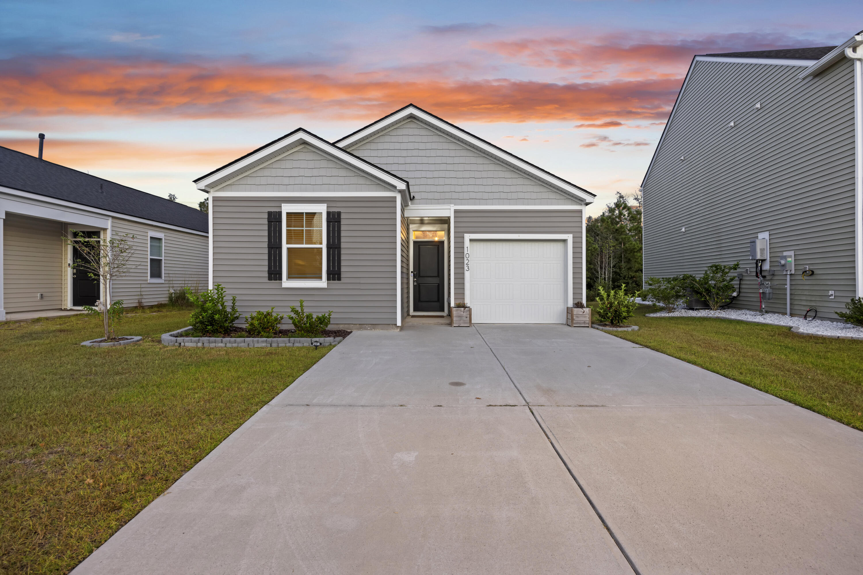 1023 Peridote Way Ladson, SC 29456 - Photo 45 of 52 ChsRealEstatePhotography#003
