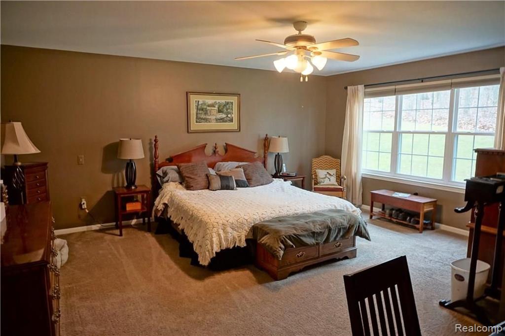 424 Ivy Wood Court Rochester Hills, MI 48307 - Photo 14 of 27