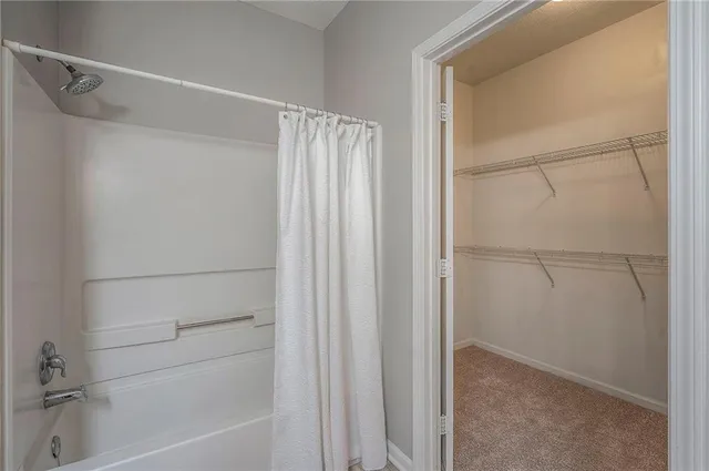 $220,000 | 11751 South Roundtree Street, Unit 102, Olathe, KS 66061