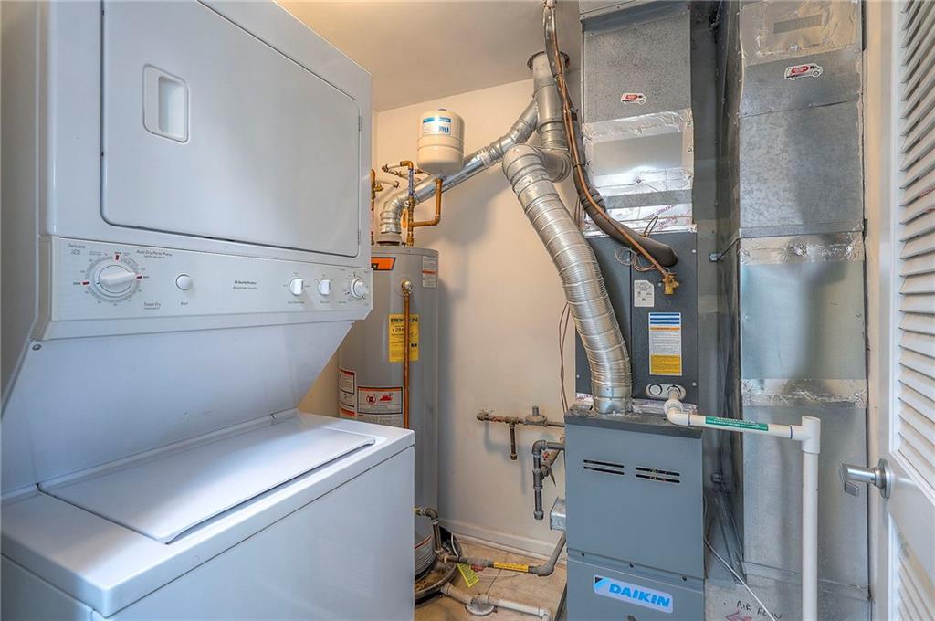 11751 South Roundtree Street, Unit 102 Olathe, KS 66061 - Photo 22 of 40