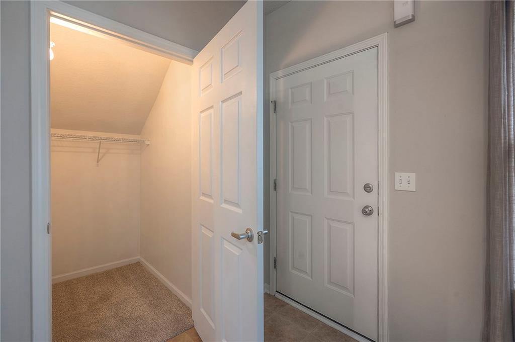 11751 South Roundtree Street, Unit 102 Olathe, KS 66061 - Photo 23 of 40