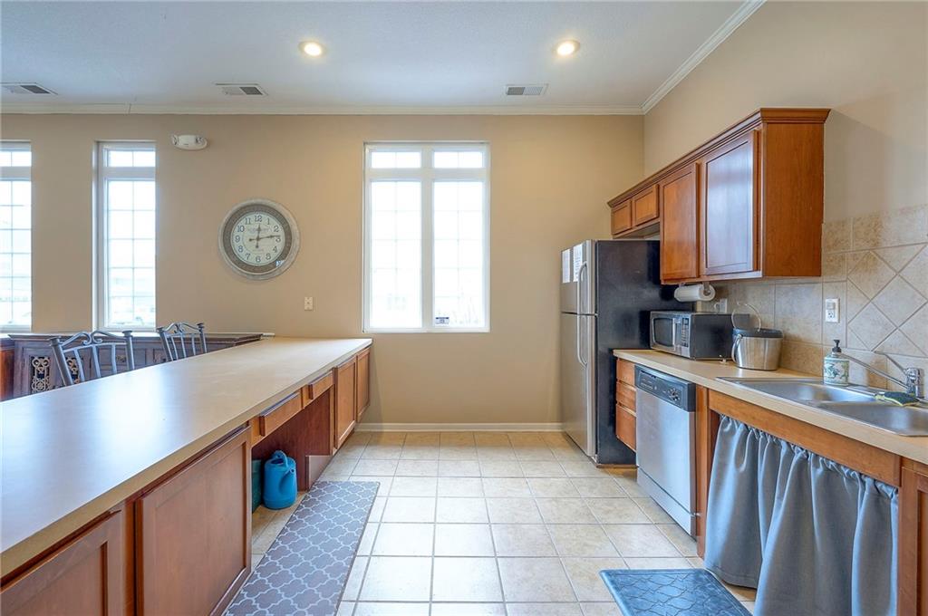 11751 South Roundtree Street, Unit 102 Olathe, KS 66061 - Photo 36 of 40